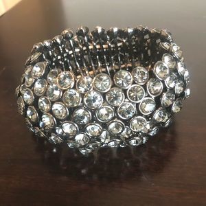 Grey stone bracelet stretchy